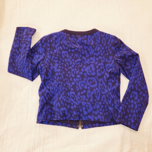 Gap - Picture 3 of 3